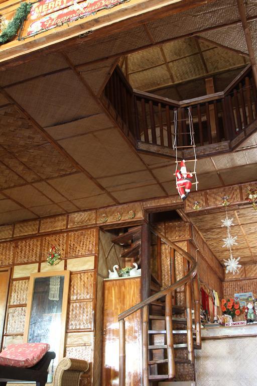 Bamboo House Beach Lodge & Restaurant Puerto Galera Exterior foto